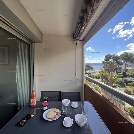Saint-Raphaël Studio Cabine A St-Raphael Avec Terrasse Et Parking, A 100M De La Plage - Fr-1-226A-23 מראה חיצוני תמונה