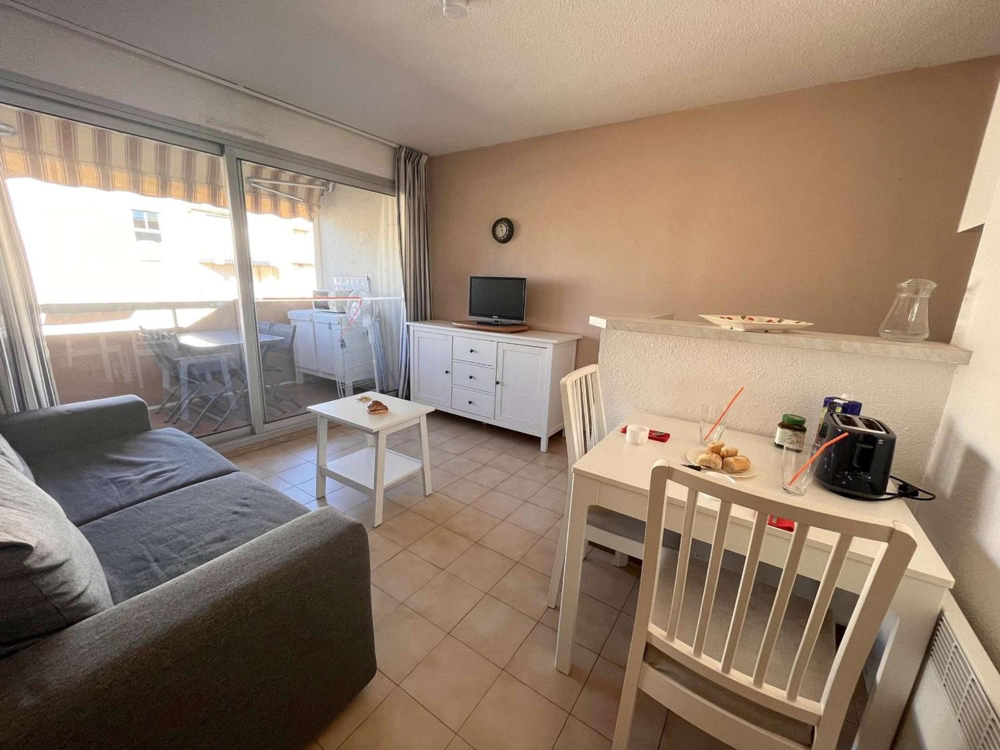 Saint-Raphaël Studio Cabine A St-Raphael Avec Terrasse Et Parking, A 100M De La Plage - Fr-1-226A-23 מראה חיצוני תמונה